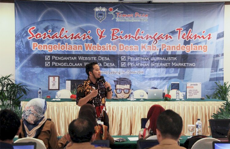 Sosialisasi Dan Bimtek Pengelolaan Website Desa (Portal WebDes)